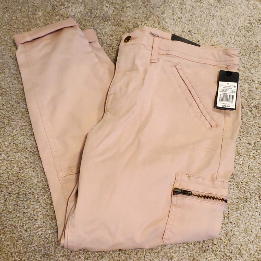 Pink stretchy cargo pants